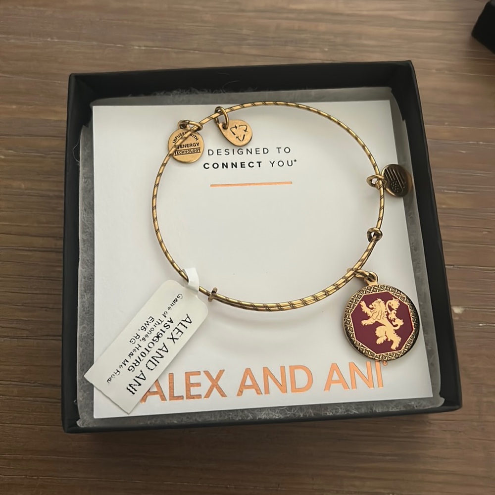 GoT House Lannister braclet